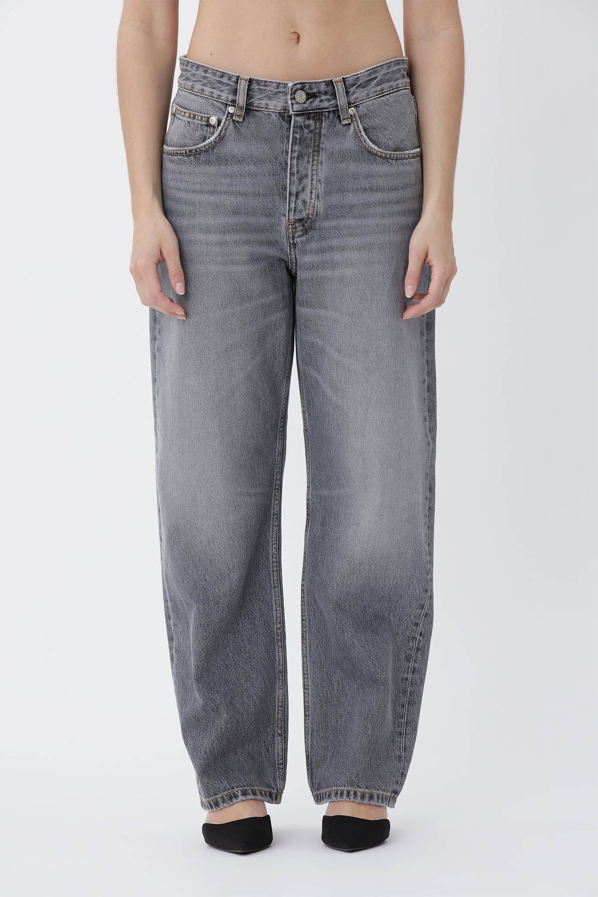 Alexandra Wantet Grey