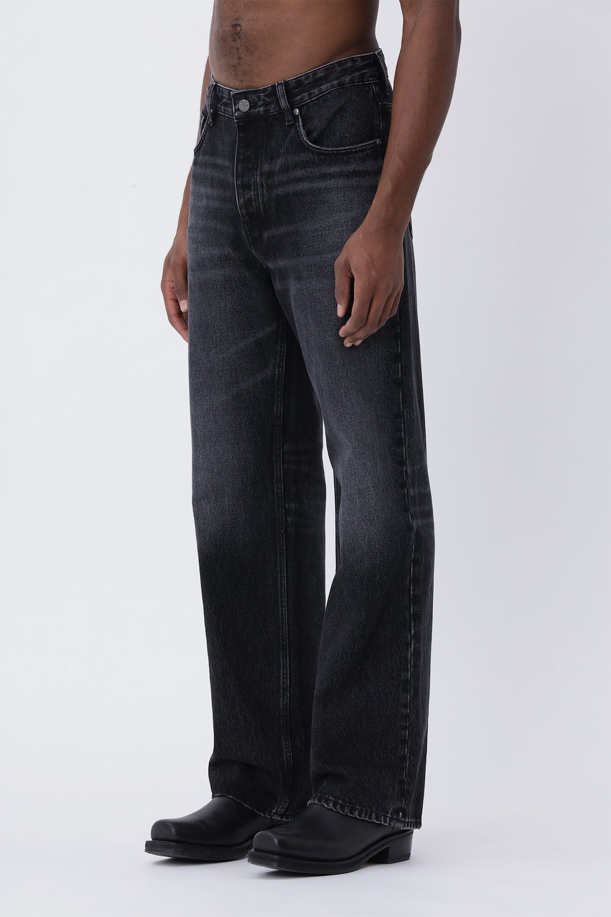 Genoa Sim Black M