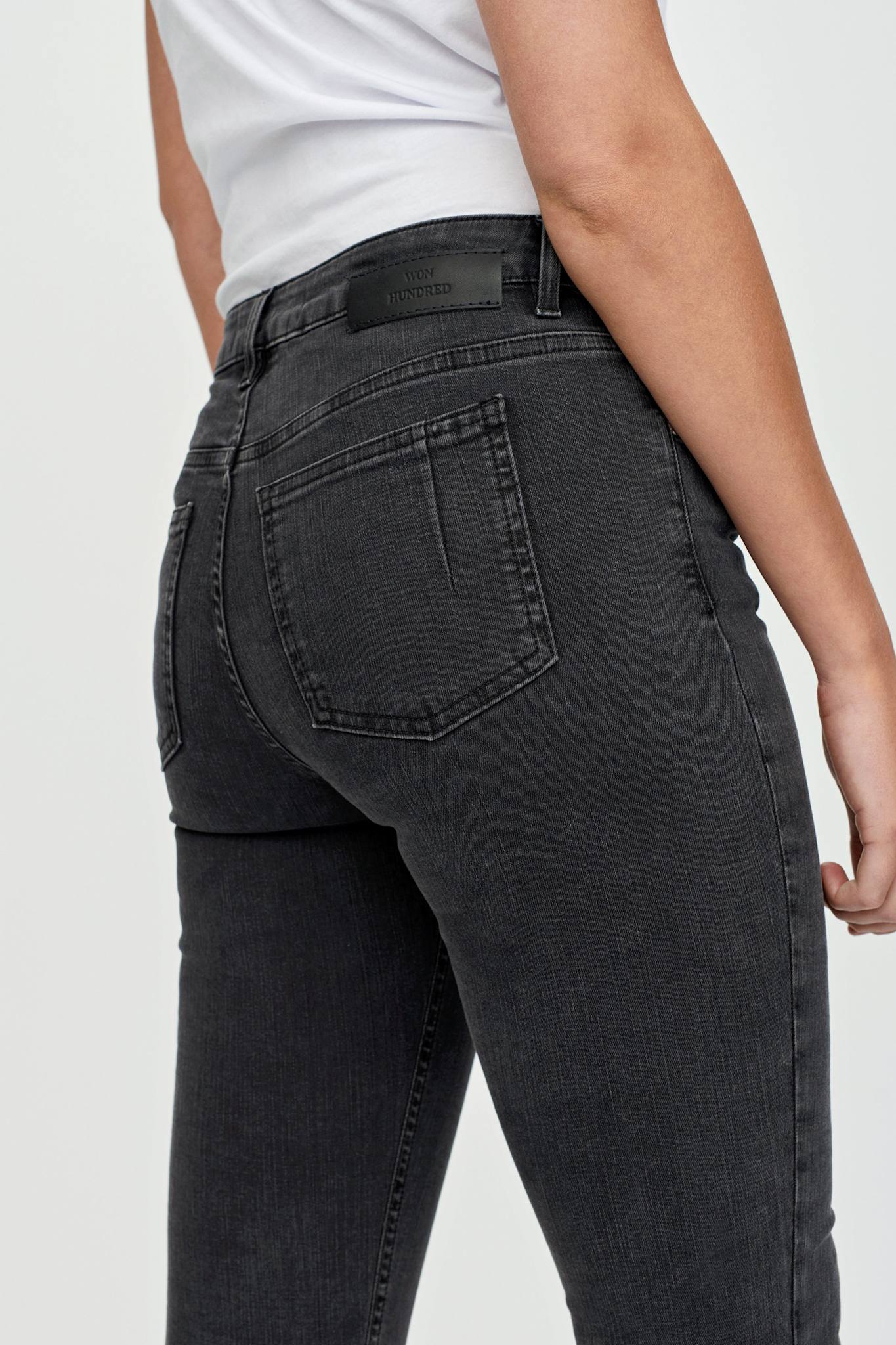 Won Hundred Women Patti B 5-Pockets Charcoal